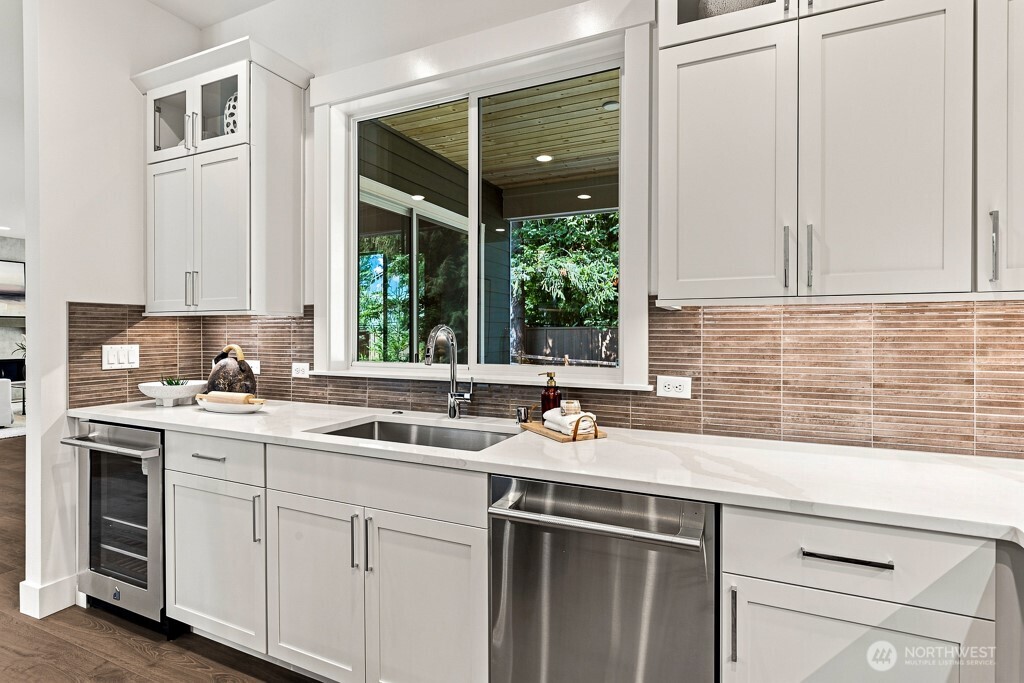 16036 Southeast 141st Place, Unit 8 Renton, WA 98059 - Photo 11 of 36 Gallery Image 11