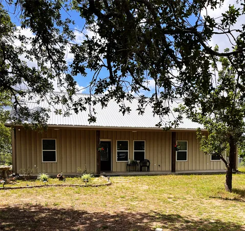 $695,000 | 3873 Fm 1624, Lincoln, TX 78948