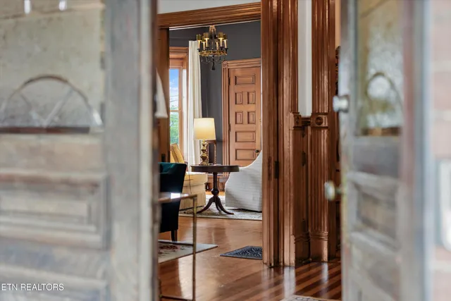 $1,949,999 | 505 East Scott Avenue, Knoxville, TN 37917