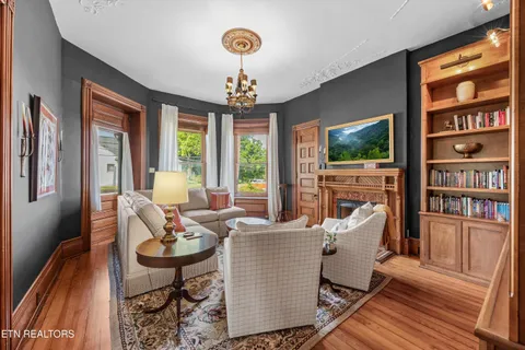 $1,949,999 | 505 East Scott Avenue, Knoxville, TN 37917