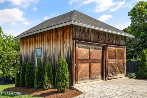 $1,949,999 | 505 East Scott Avenue, Knoxville, TN 37917