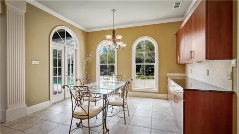 $1,100,000 | 2 Island Club Court, New Orleans, LA 70131
