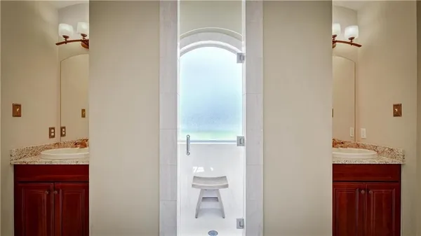 $980,000 | 2 Island Club Court, New Orleans, LA 70131