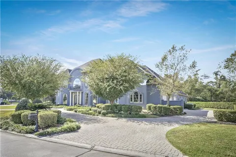 $1,100,000 | 2 Island Club Court, New Orleans, LA 70131