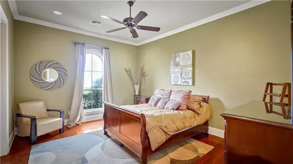 $980,000 | 2 Island Club Court, New Orleans, LA 70131