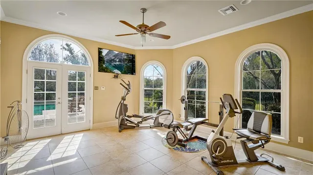 $1,100,000 | 2 Island Club Court, New Orleans, LA 70131