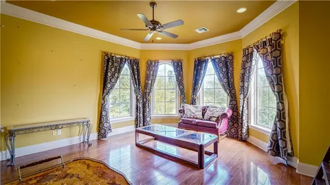 $1,100,000 | 2 Island Club Court, New Orleans, LA 70131