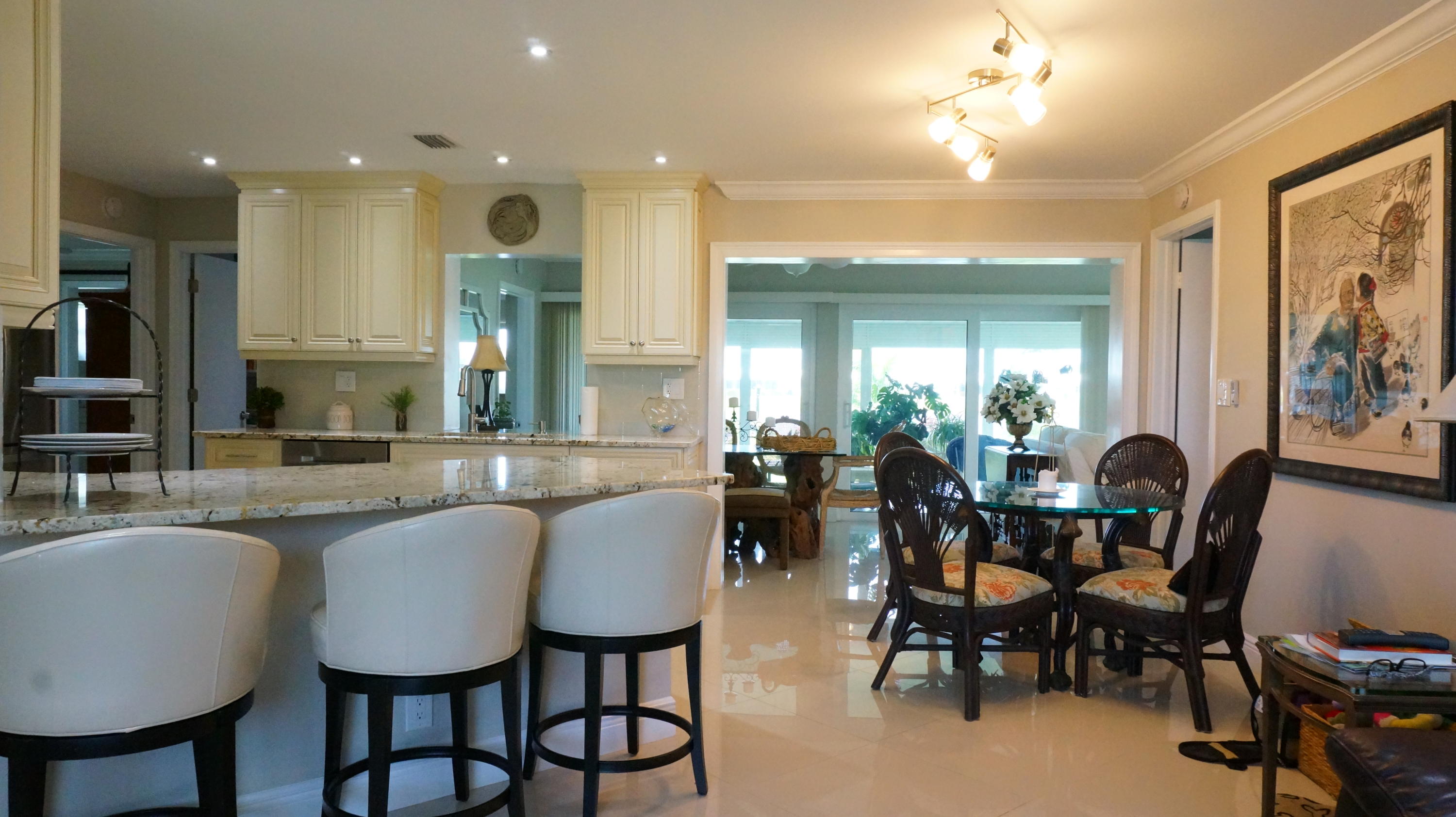 Breakfast bar