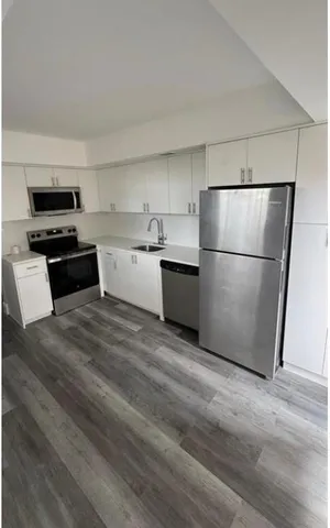 $2,100 | 320 Southwest 1st Street, Unit D4, Pompano Beach, FL 33060