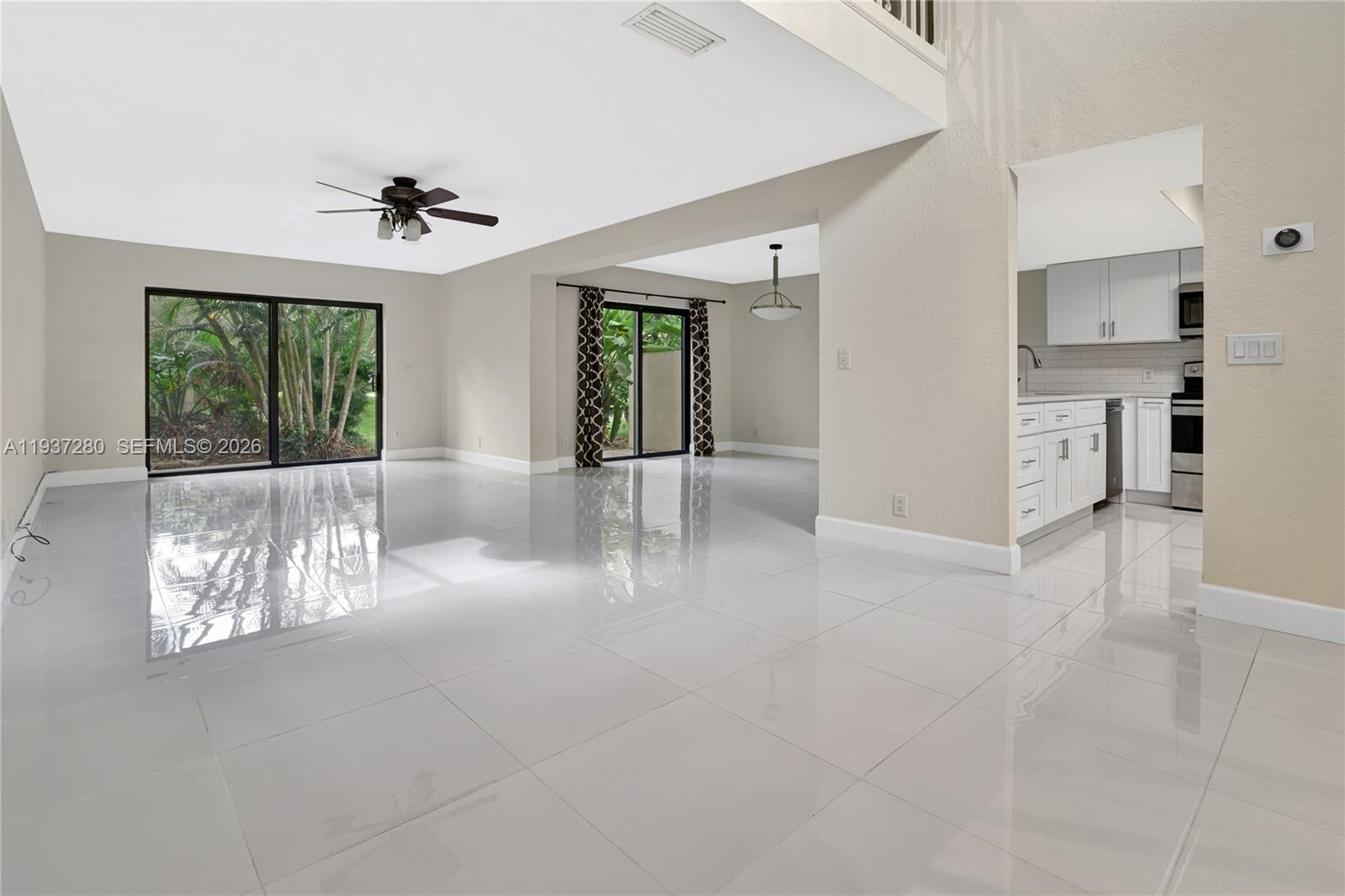 3114 Kingswood Terrace Boca Raton, FL 33431 - Photo 6 of 40 a view of an entryway with a livingroom