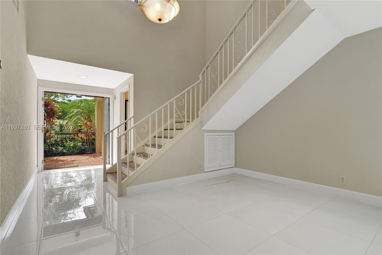 3114 Kingswood Terrace Boca Raton, FL 33431 - Photo 7 of 40 a view of entryway