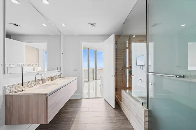 a view of a multi story building