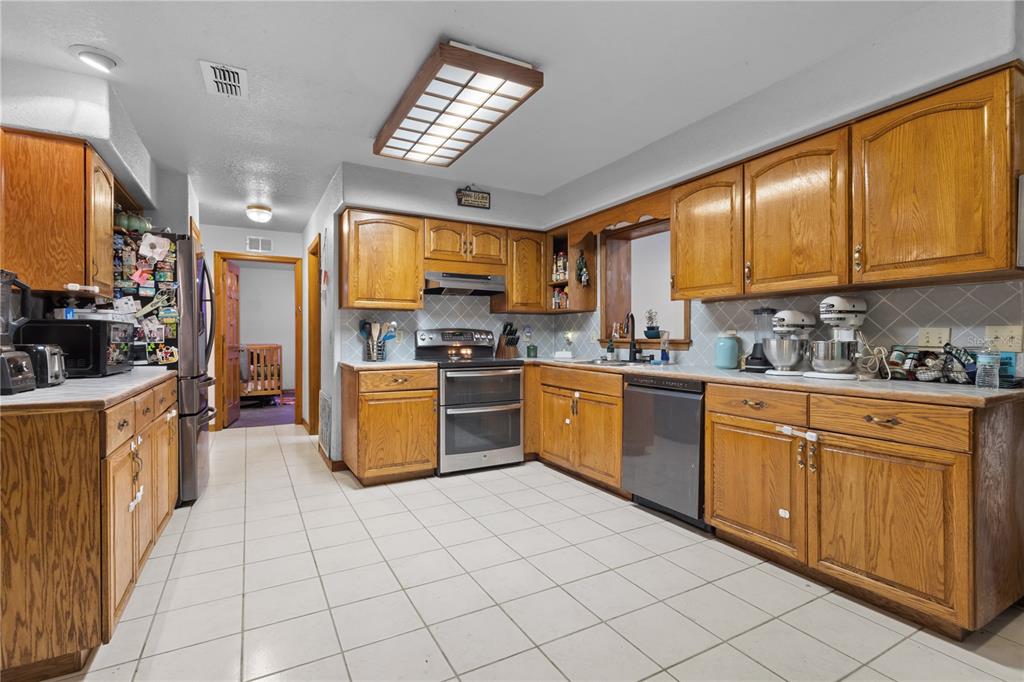 11235 Southwest 131 Terrace Dunnellon, FL 34432 - Photo 10 of 43