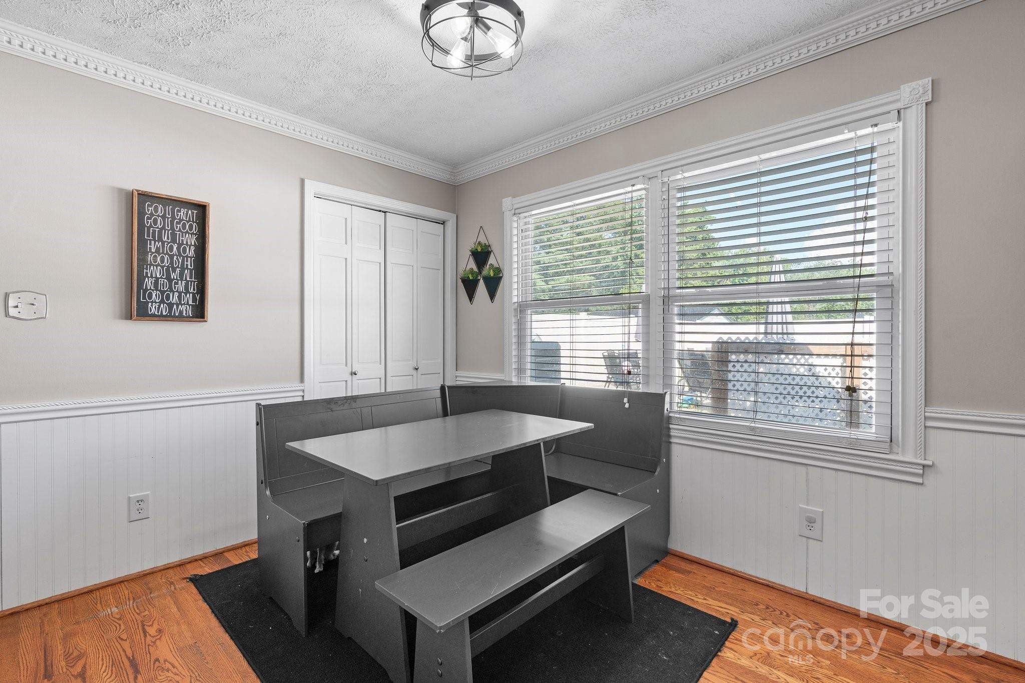 2596 Sweetbriar Circle Lenoir, NC 28645 - Photo 12 of 47 a living room with furniture and a window