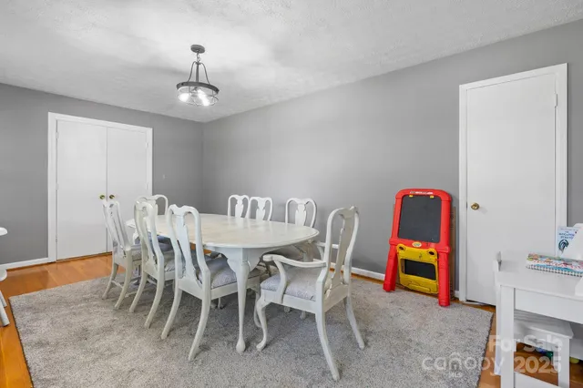 $375,000 | 2596 Sweetbriar Circle, Lenoir, NC 28645