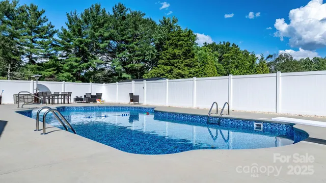 $375,000 | 2596 Sweetbriar Circle, Lenoir, NC 28645