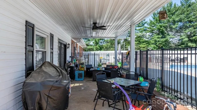 $375,000 | 2596 Sweetbriar Circle, Lenoir, NC 28645