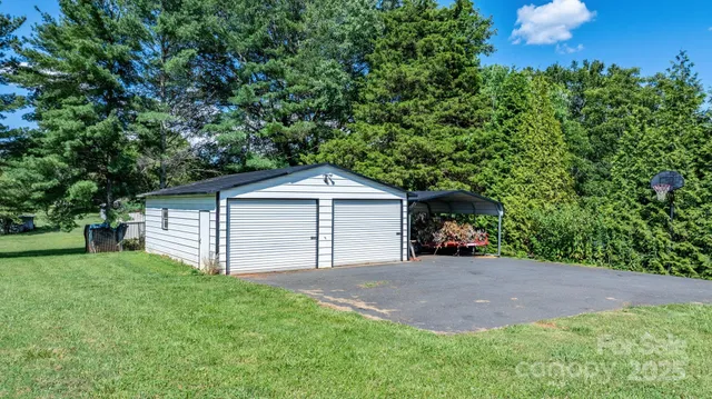 $375,000 | 2596 Sweetbriar Circle, Lenoir, NC 28645