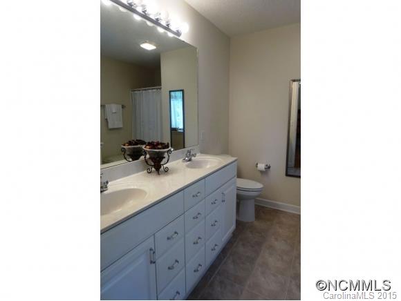 867 Case Cove Road Candler, NC 28715 - Photo 9 of 21 Gallery Image 9