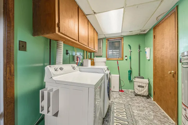 $239,900 | 417 Warner Avenue, Spring Valley, MN 55975