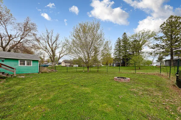 $239,900 | 417 Warner Avenue, Spring Valley, MN 55975