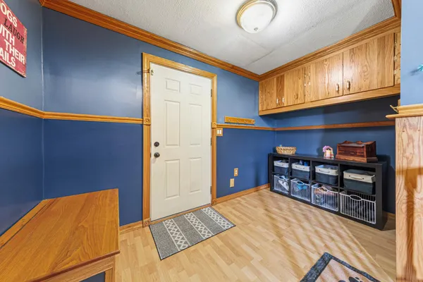 $239,900 | 417 Warner Avenue, Spring Valley, MN 55975