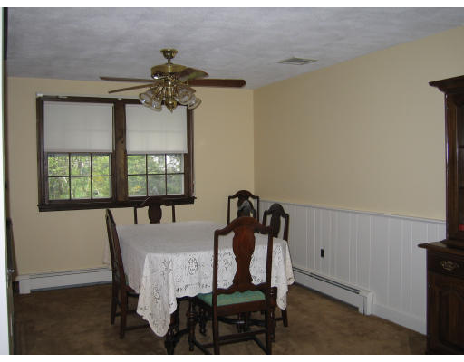25 Randall Road Reading, MA 01867 - Photo 3 of 7 Gallery Image 3