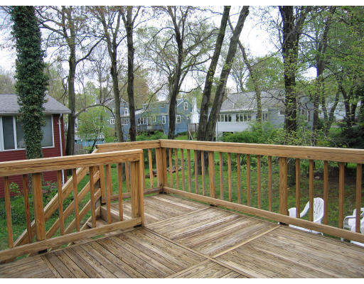 25 Randall Road Reading, MA 01867 - Photo 7 of 7 Gallery Image 7