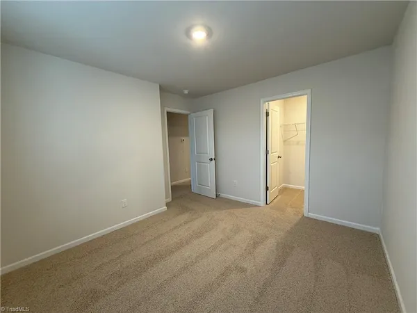 $2,300 | 1692 Hallview Court, Kernersville, NC 27284