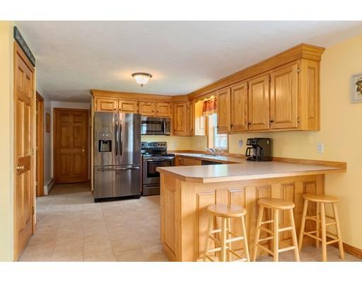 306 S Road Templeton, MA 01468 - Photo 9 of 29