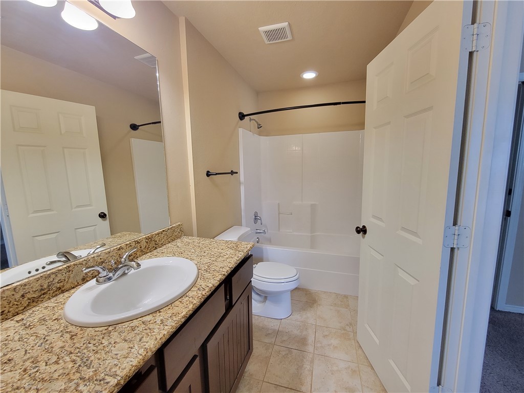 3332 Keefer Loop College Station, TX 77845 - Photo 10 of 17