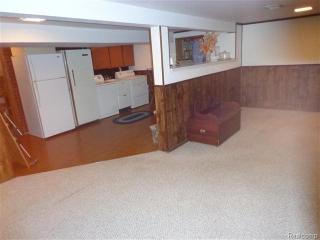 32321 Kelly Road Fraser, MI 48026 - Photo 13 of 23 DSC00377 (Small).JPG