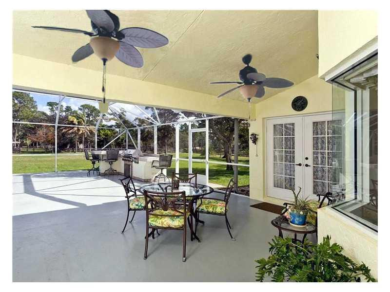 5404 Duckweed Road Lake Worth, FL 33449 - Photo 19 of 35 Exterior Front