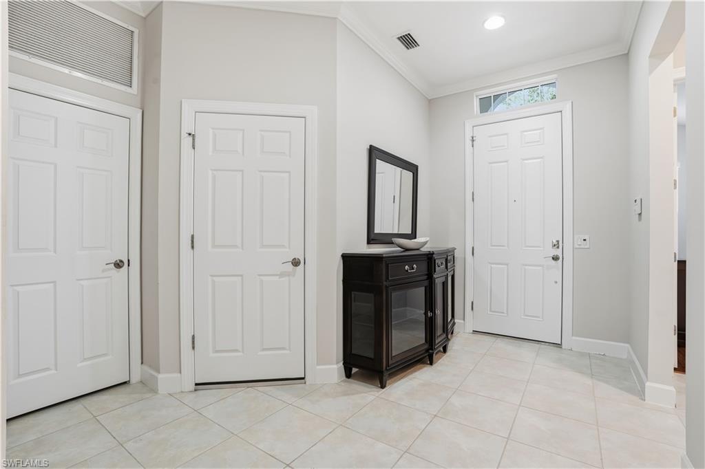9328 Fieldstone Lane Naples, FL 34120 - Photo 4 of 40 a view of kitchen