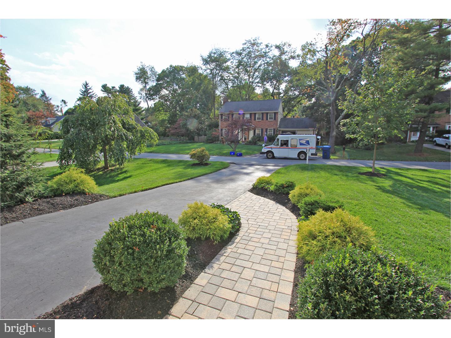 271 Hillcrest Road Wayne, PA 19087 - Photo 2 of 25