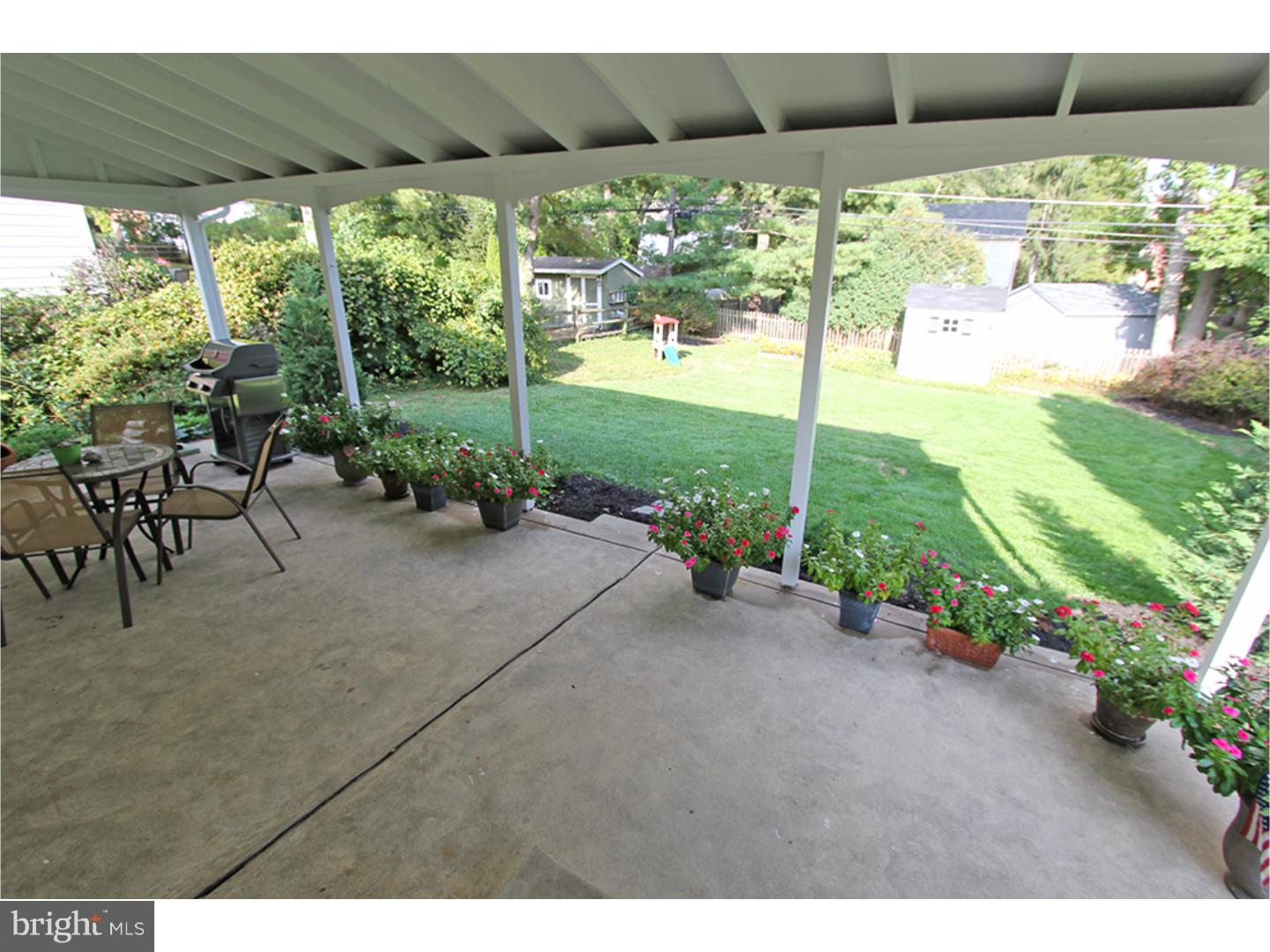 271 Hillcrest Road Wayne, PA 19087 - Photo 11 of 25