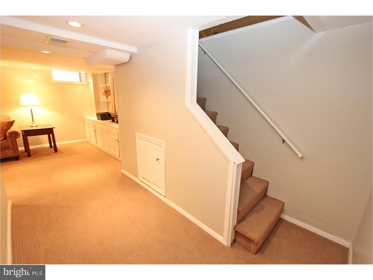 271 Hillcrest Road Wayne, PA 19087 - Photo 18 of 25