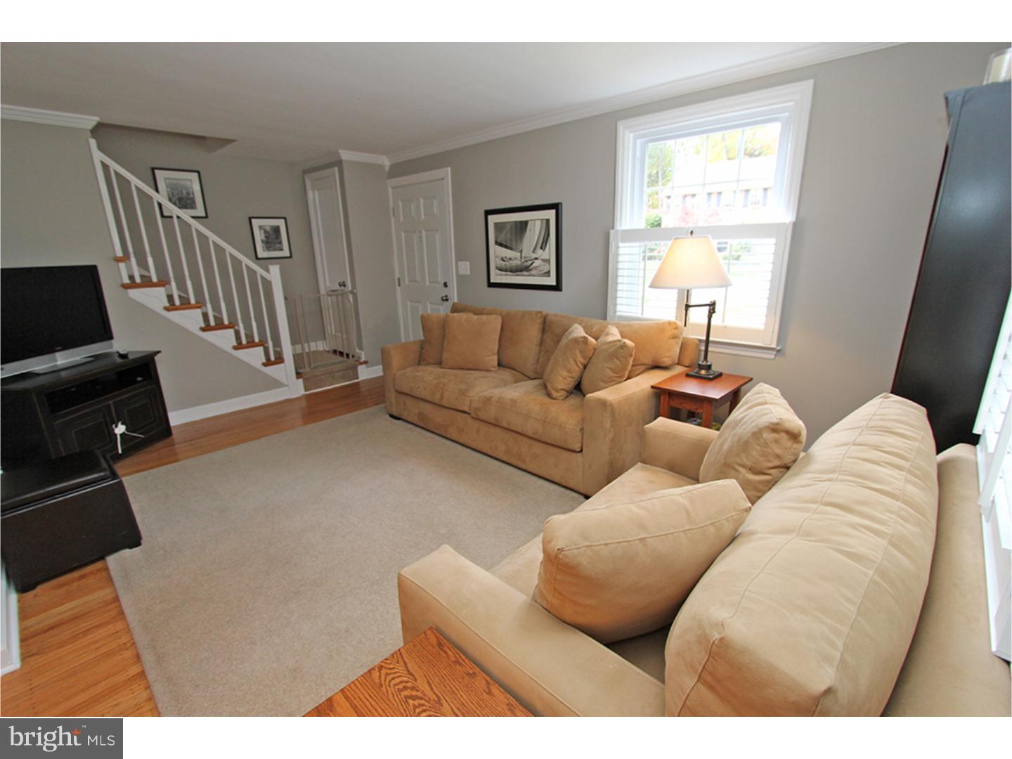 271 Hillcrest Road Wayne, PA 19087 - Photo 3 of 25