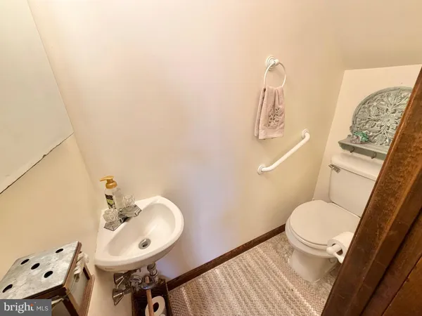 $259,900 | 126 4th Avenue, Roebling, NJ 08554