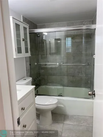 $1,900 | 4502 North Federal Highway, Unit 327C, Lighthouse Point, FL 33064