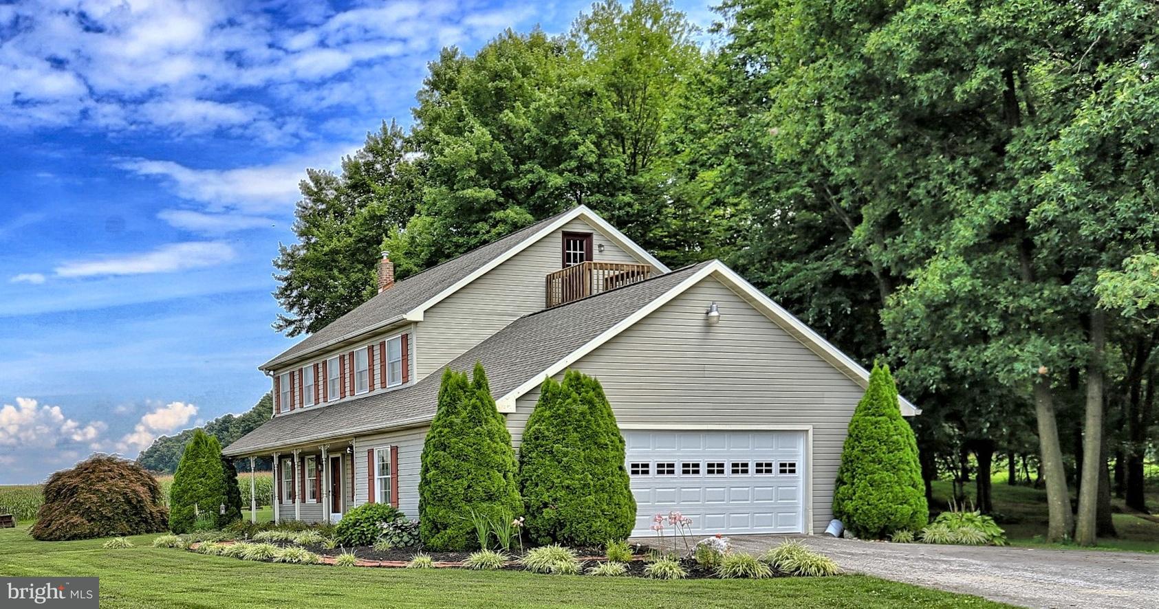 3044 Pine Tree Road Spring Grove, PA 17362 - Photo 2 of 40