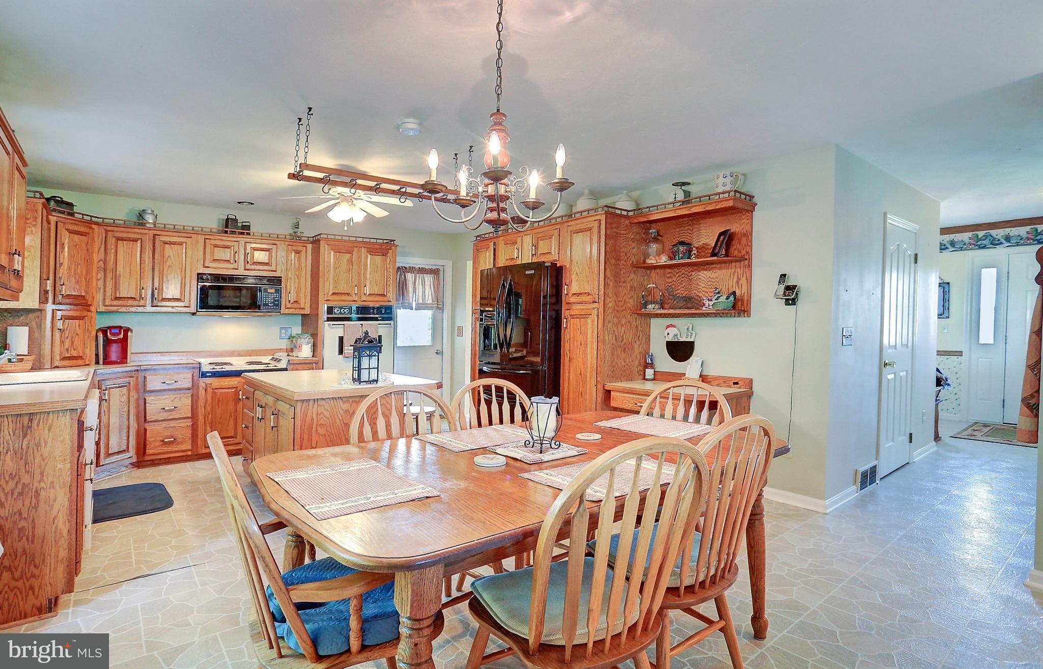 3044 Pine Tree Road Spring Grove, PA 17362 - Photo 19 of 40