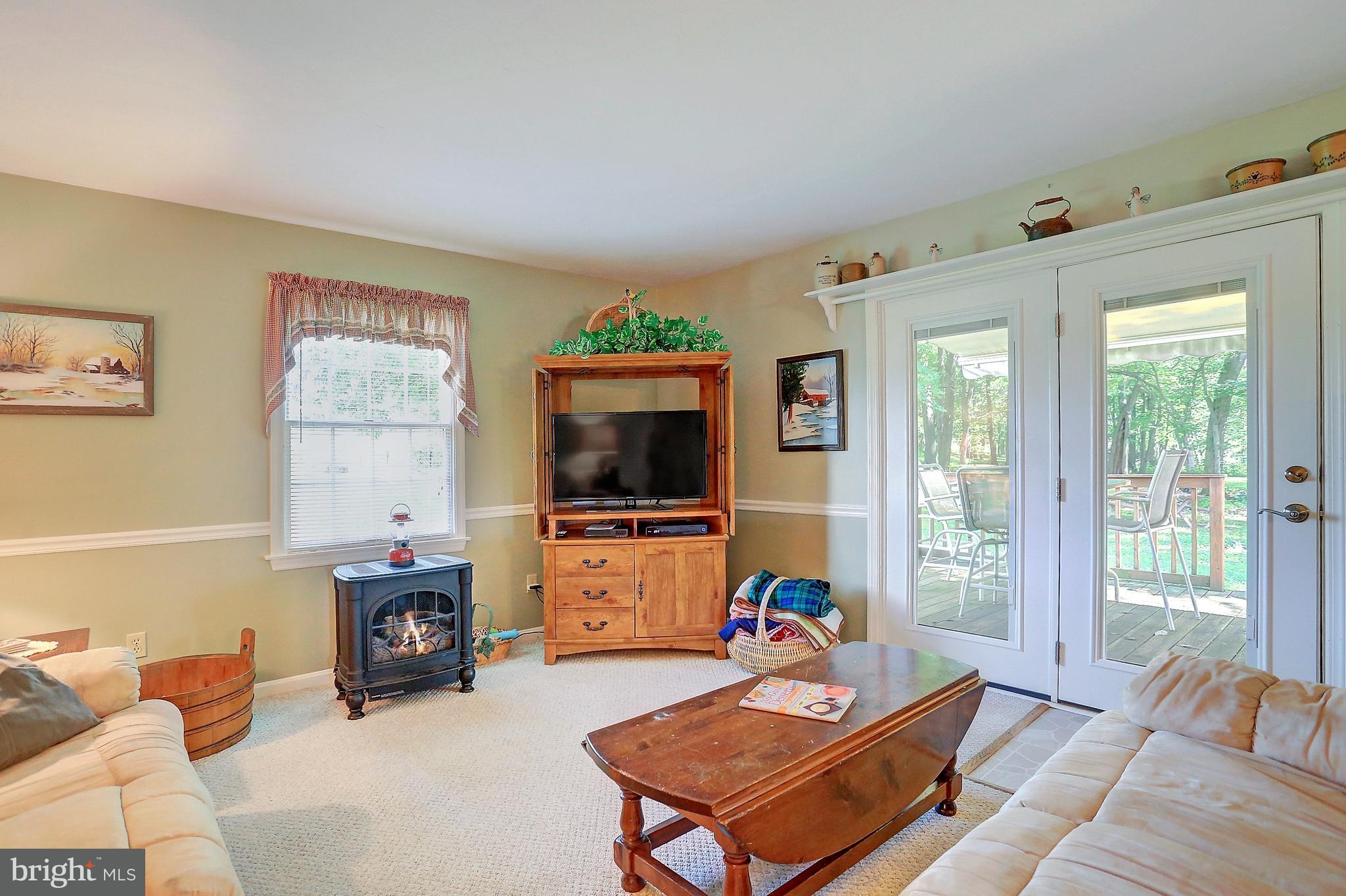 3044 Pine Tree Road Spring Grove, PA 17362 - Photo 23 of 40
