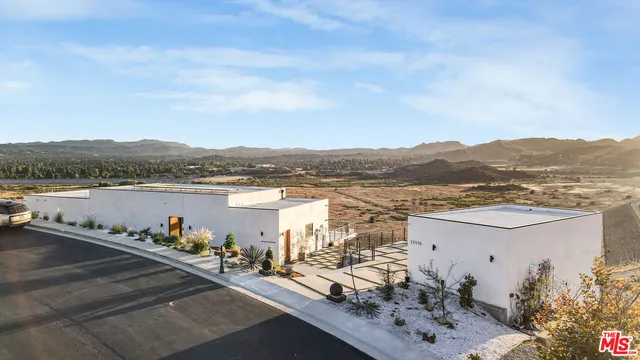 $22,000 | 22570 South Summit Ridge Circle, Chatsworth, CA 91311