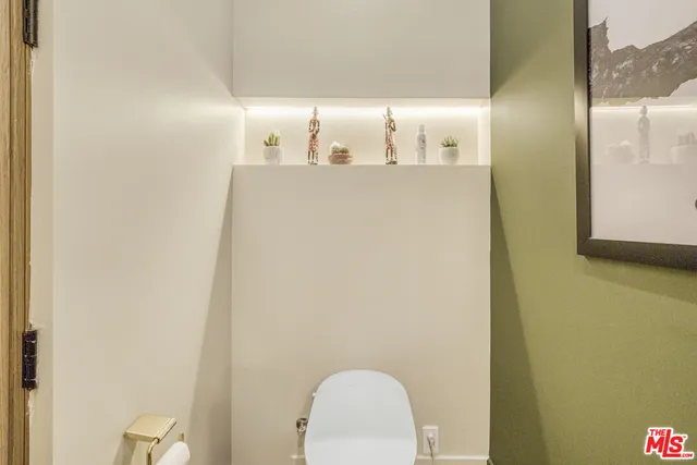 $22,000 | 22570 South Summit Ridge Circle, Chatsworth, CA 91311