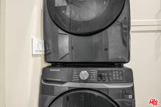 $22,000 | 22570 South Summit Ridge Circle, Chatsworth, CA 91311