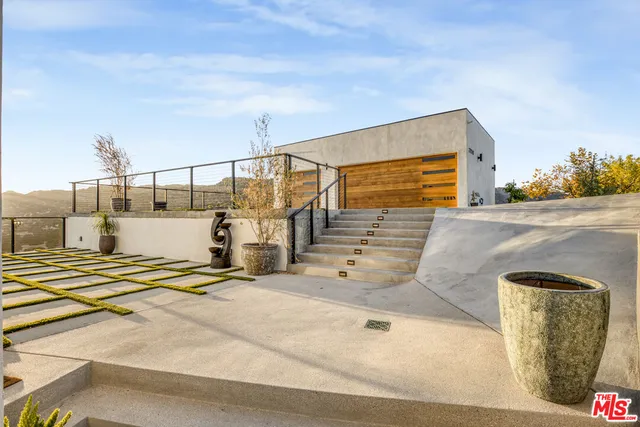 $22,000 | 22570 South Summit Ridge Circle, Chatsworth, CA 91311