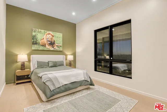 $22,000 | 22570 South Summit Ridge Circle, Chatsworth, CA 91311