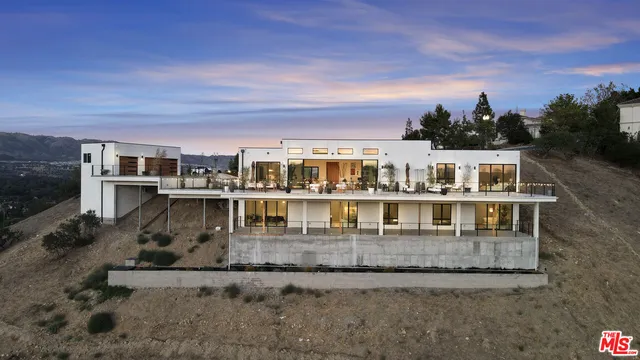 $22,000 | 22570 South Summit Ridge Circle, Chatsworth, CA 91311