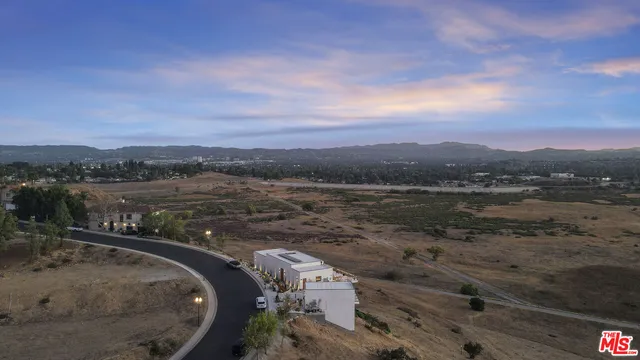 $22,000 | 22570 South Summit Ridge Circle, Chatsworth, CA 91311